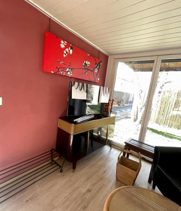 Crazy Lounge Bnb エグル エクステリア 写真